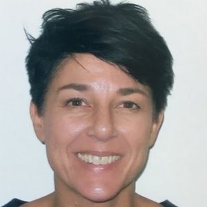 Meet your Posher, Deena